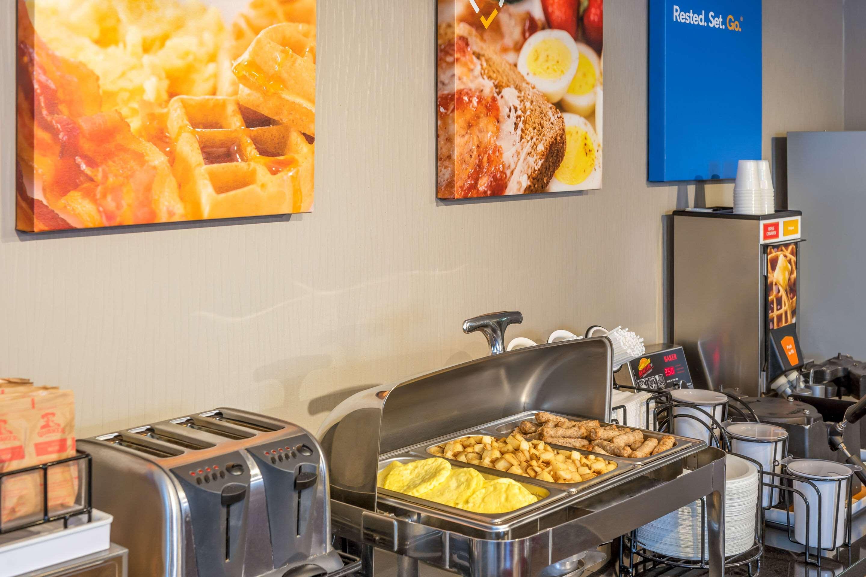 Comfort Inn South Shore Boucherville Exterior foto